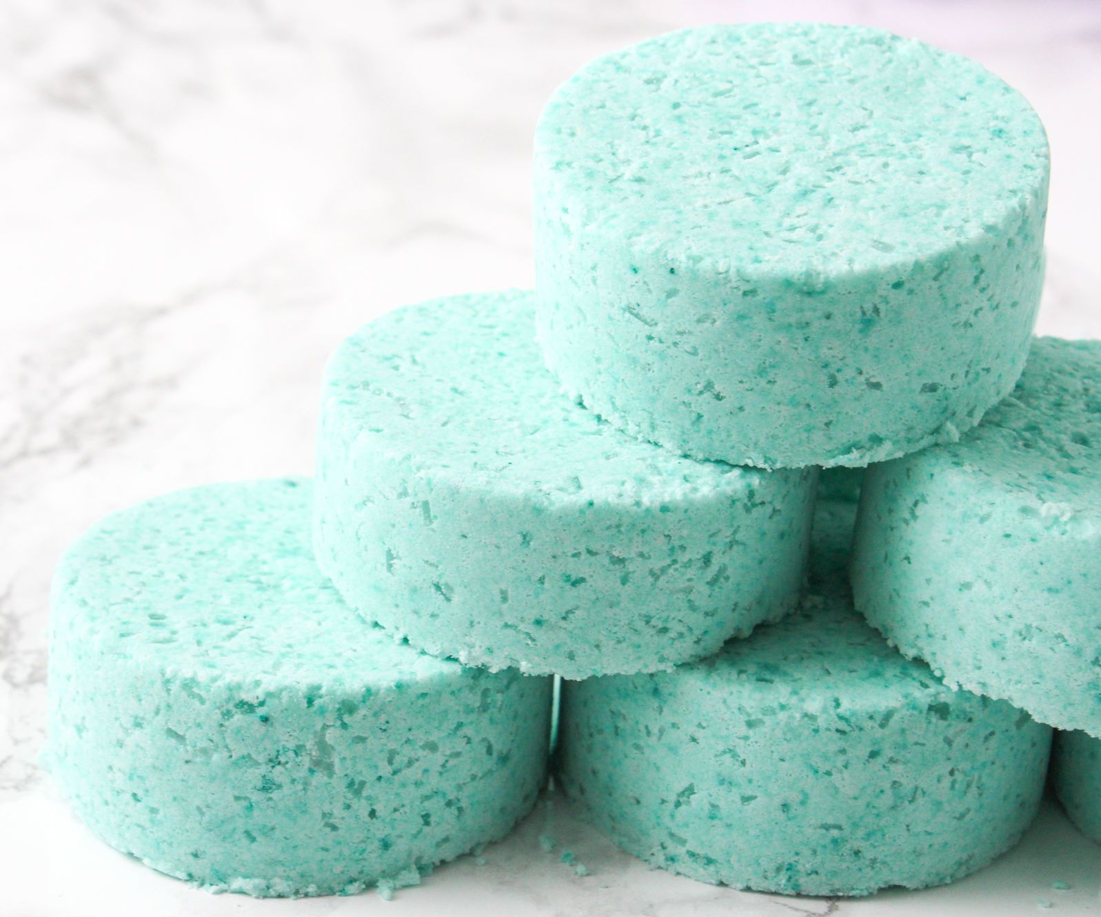 DIY Moisturizing Bath Bombs