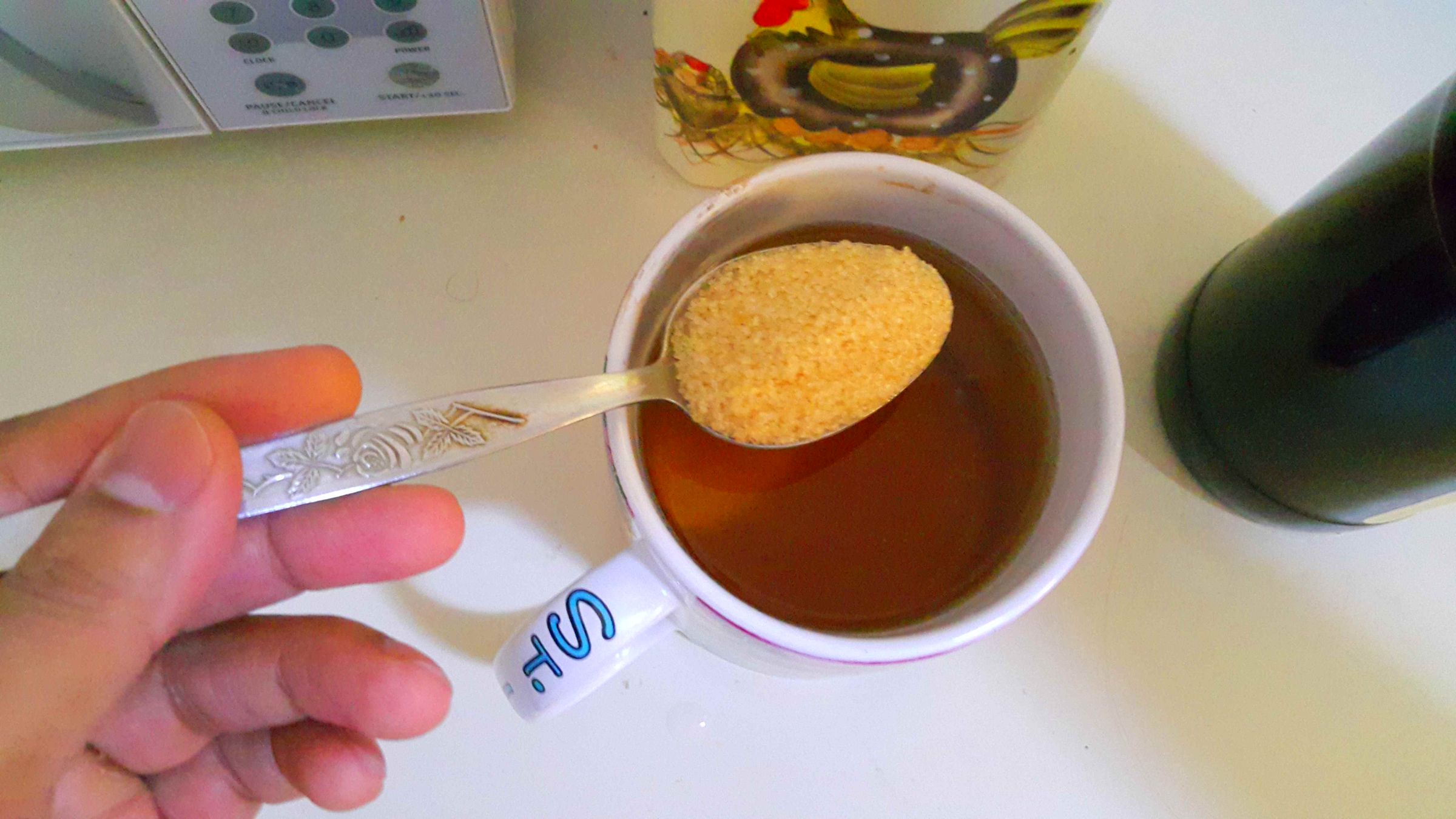 Tea With Molasses for Constipation. 4 Steps (with Pictures