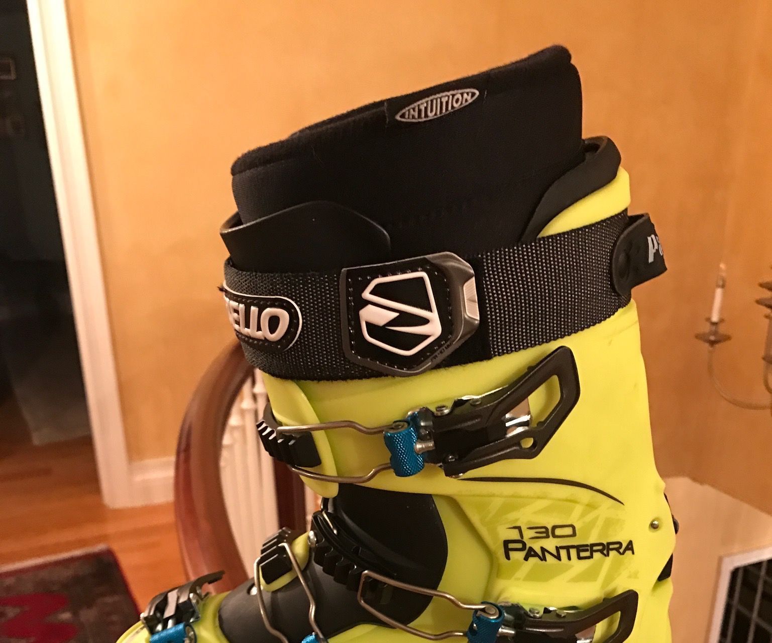 How to Properly Size an Adult Ski Boot