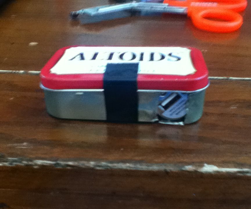 How to make a portable phone charger