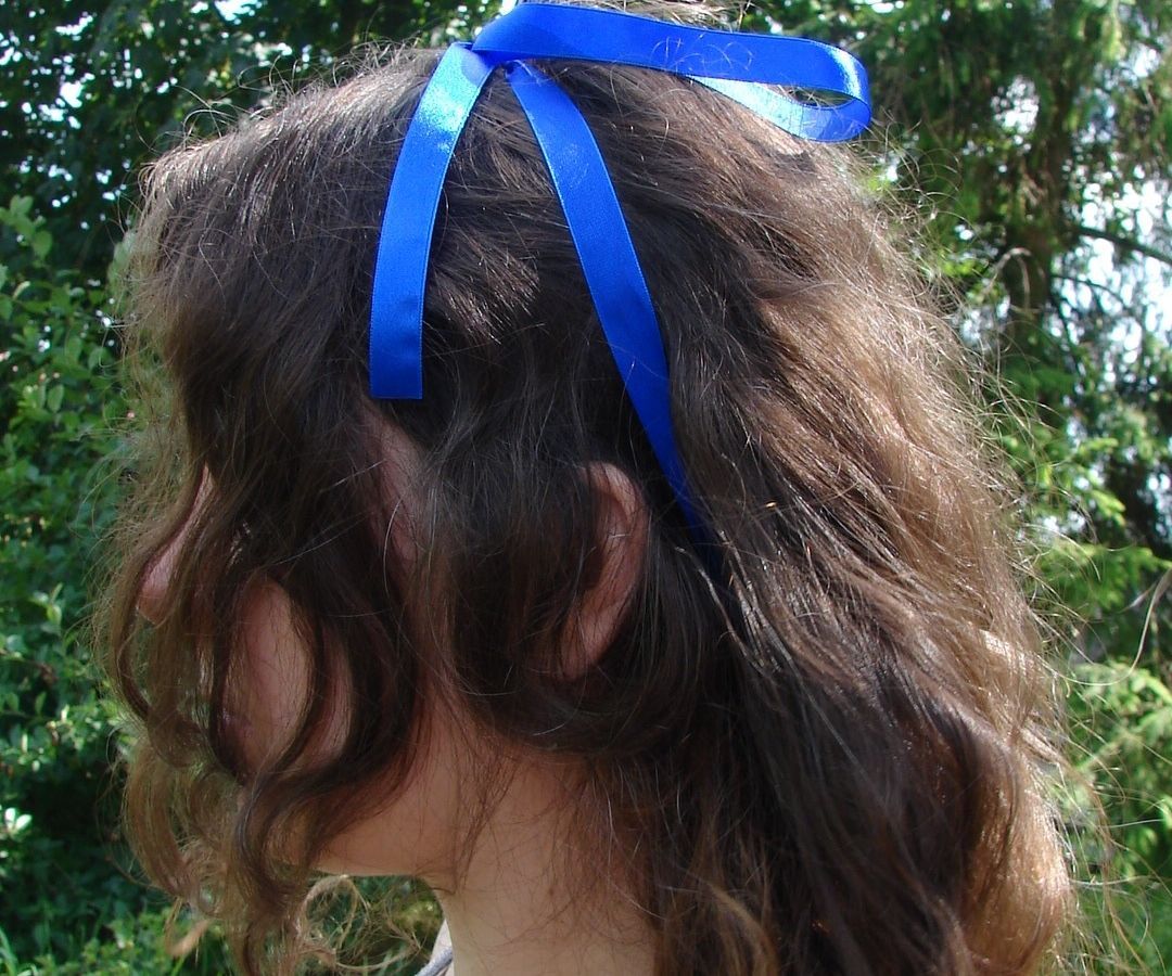 Short Hairstyle From Long Hair Without Cutting