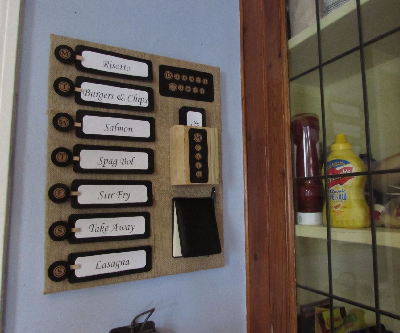 Make Your Own Dinner Planner Menu Board!