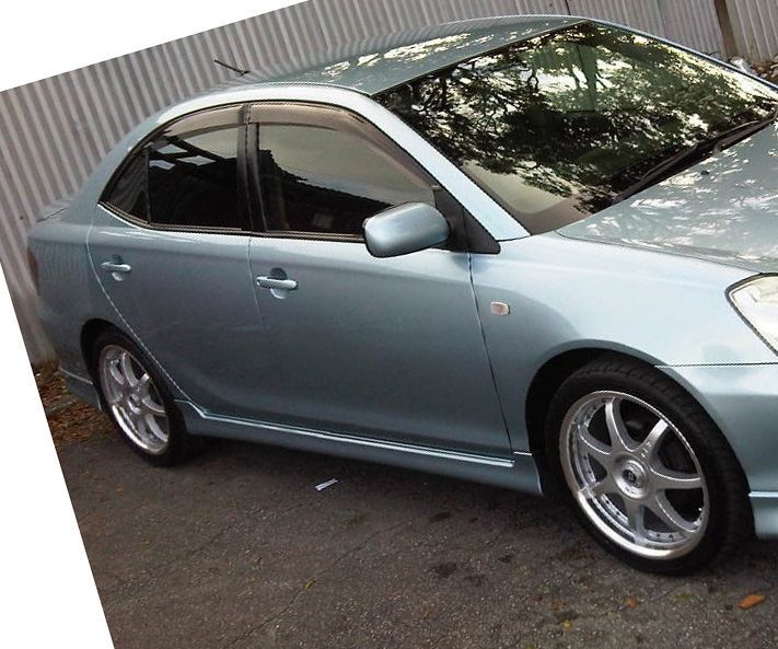 Cleanup Wind Screen Drain Channels of 2005 Toyota Allion (NZT240)