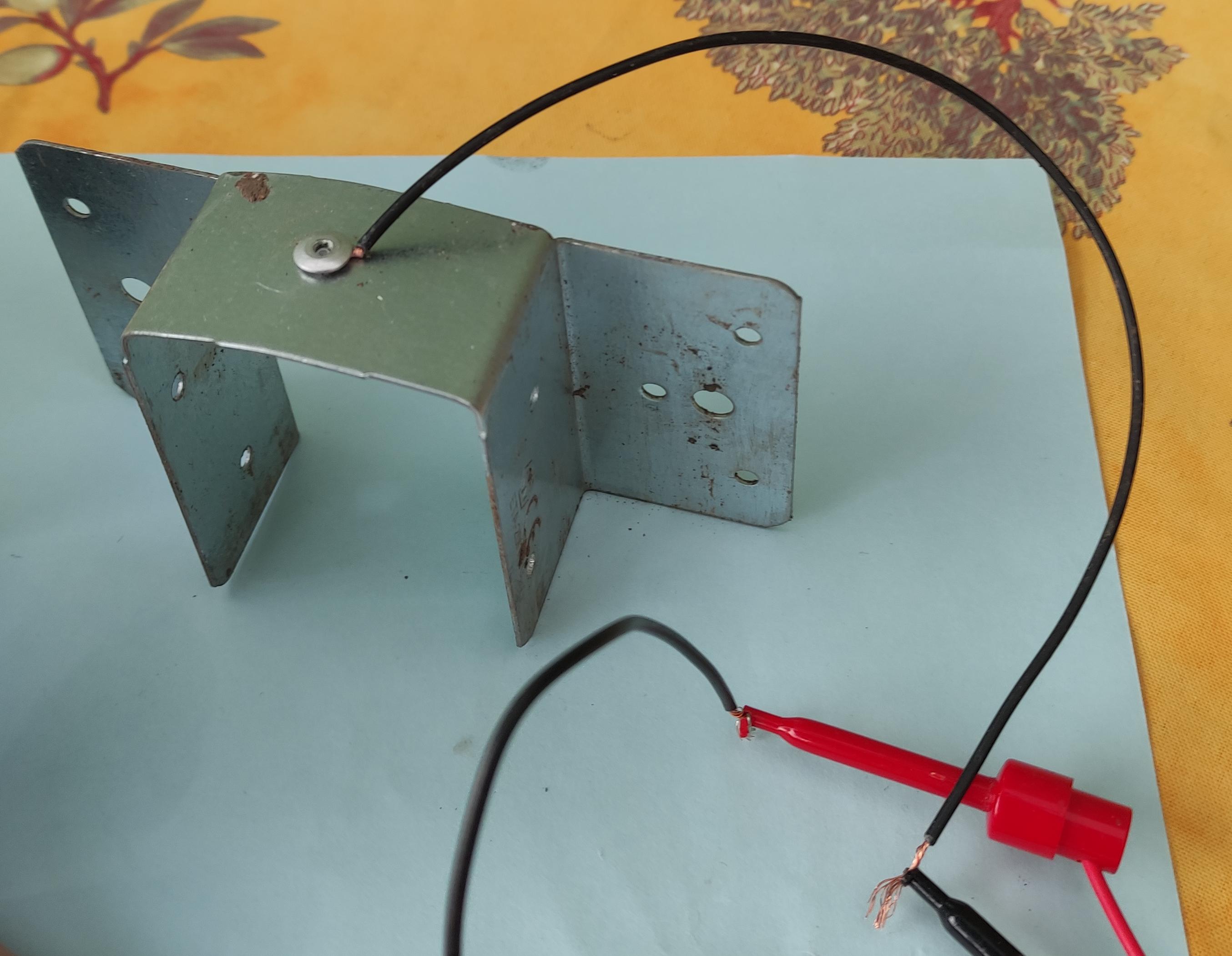 How to Make a SoilUrine Battery With Load 6 Steps (with Pictures