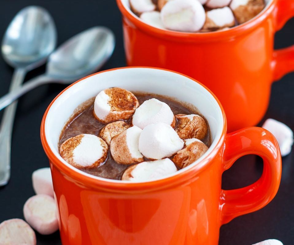 Hot Chocolate & Marshmallows Spiked With Rum
