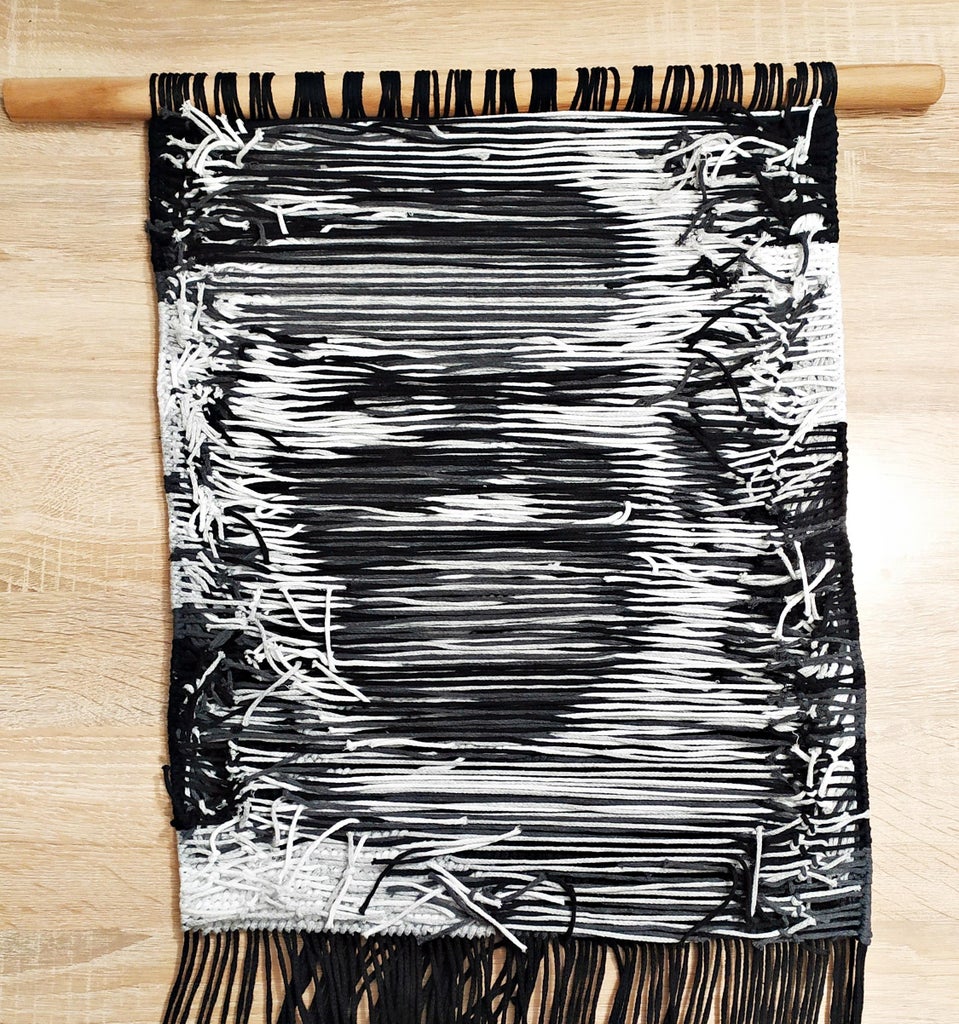 How to Make a Macrame Portrait Wall Hanging : 12 Steps (with Pictures