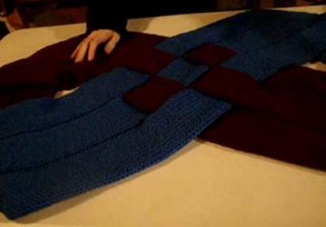 Easy Crafts With Knitted Rolls: Decorative Shawl