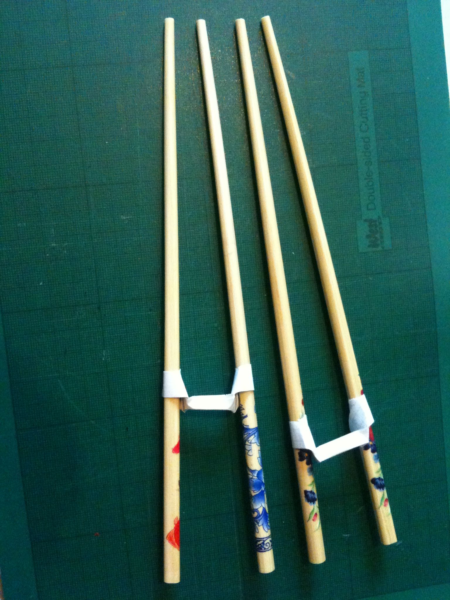 Chopstick "hinge" for Beginners