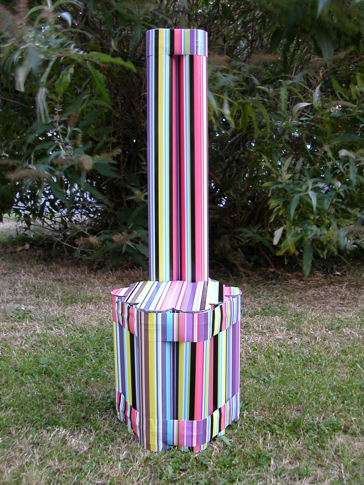 Toddler Chair From Postal Tubes
