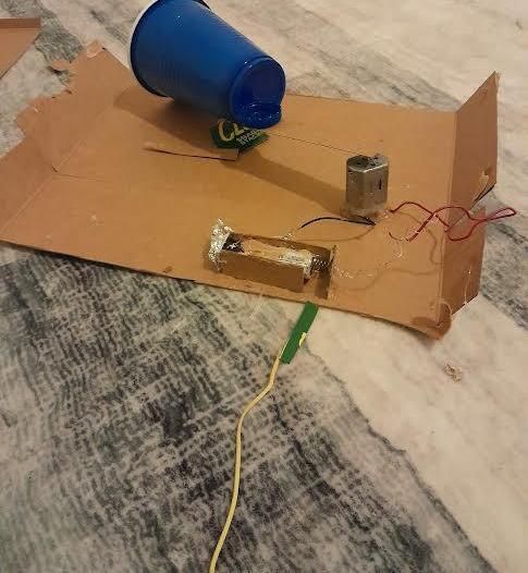 Homemade Door Alarm System! (loud)