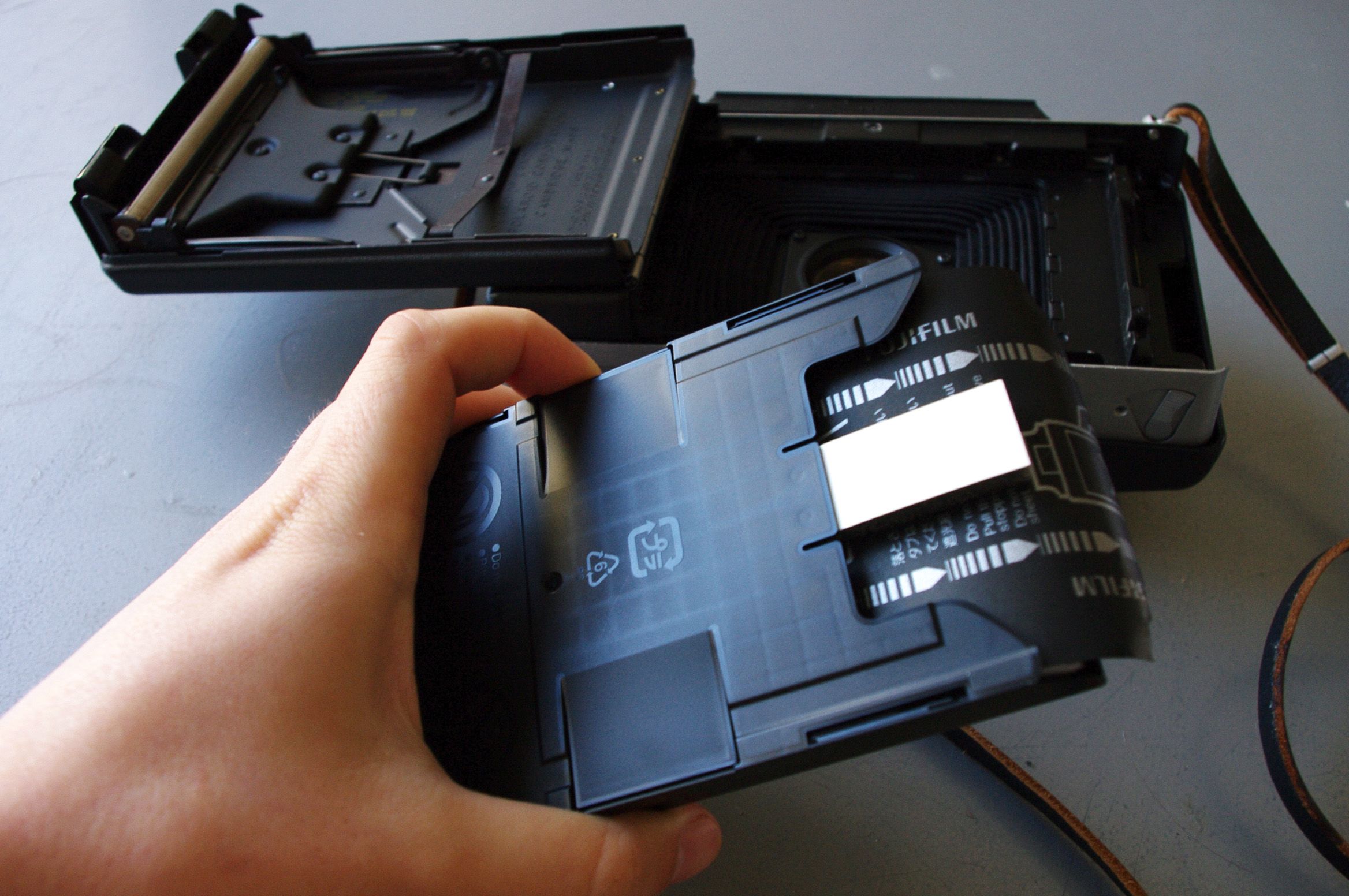 Resurrect a Polaroid Land Camera : 32 Steps (with Pictures) - Instructables