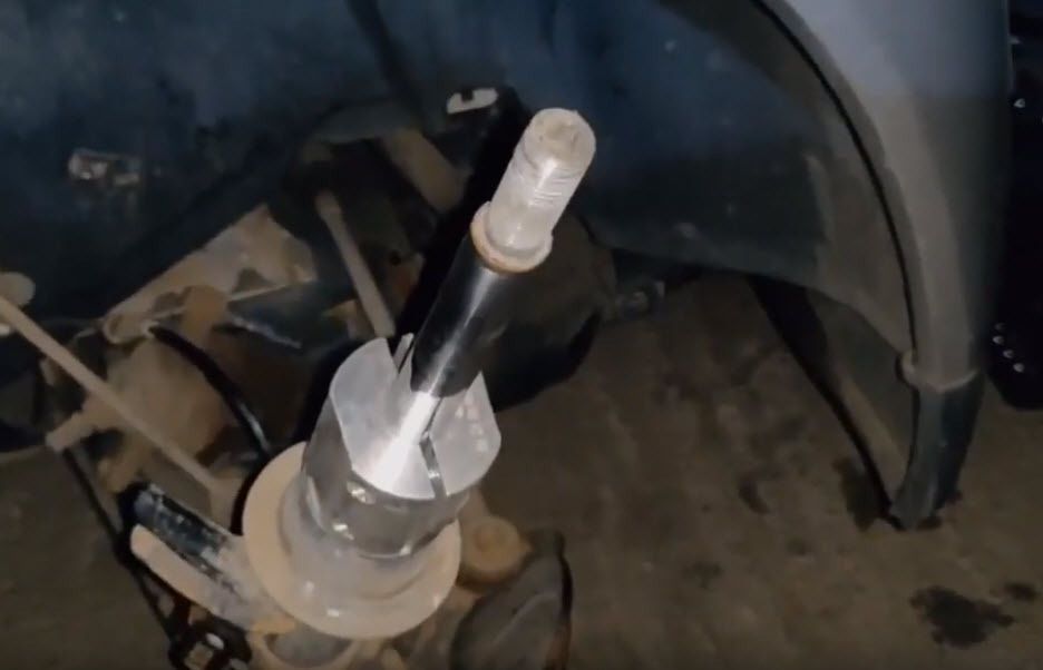 Change Your Spring at the Smart Car : 16 Steps - Instructables