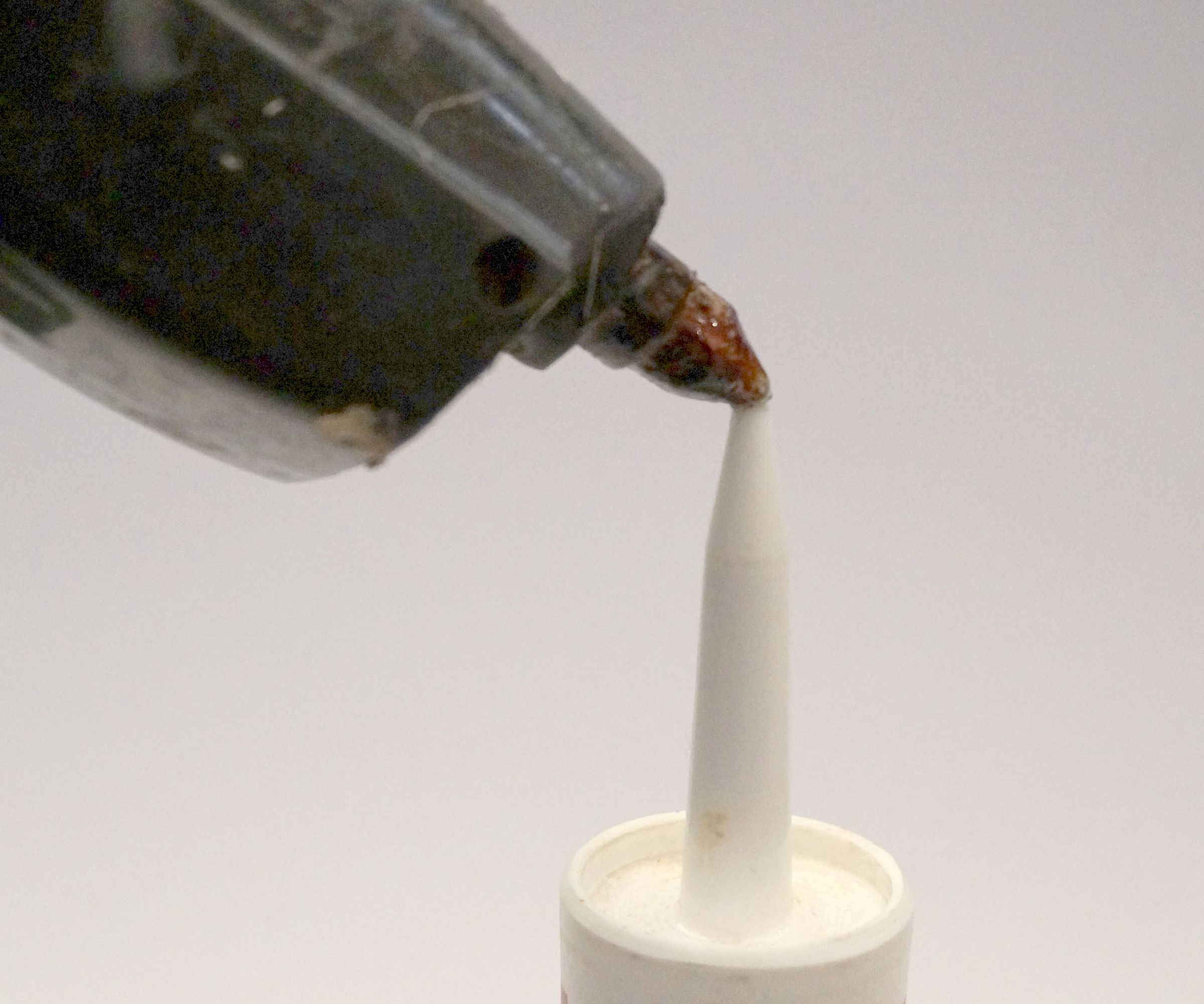Hot Glue Caulking Tube Saver