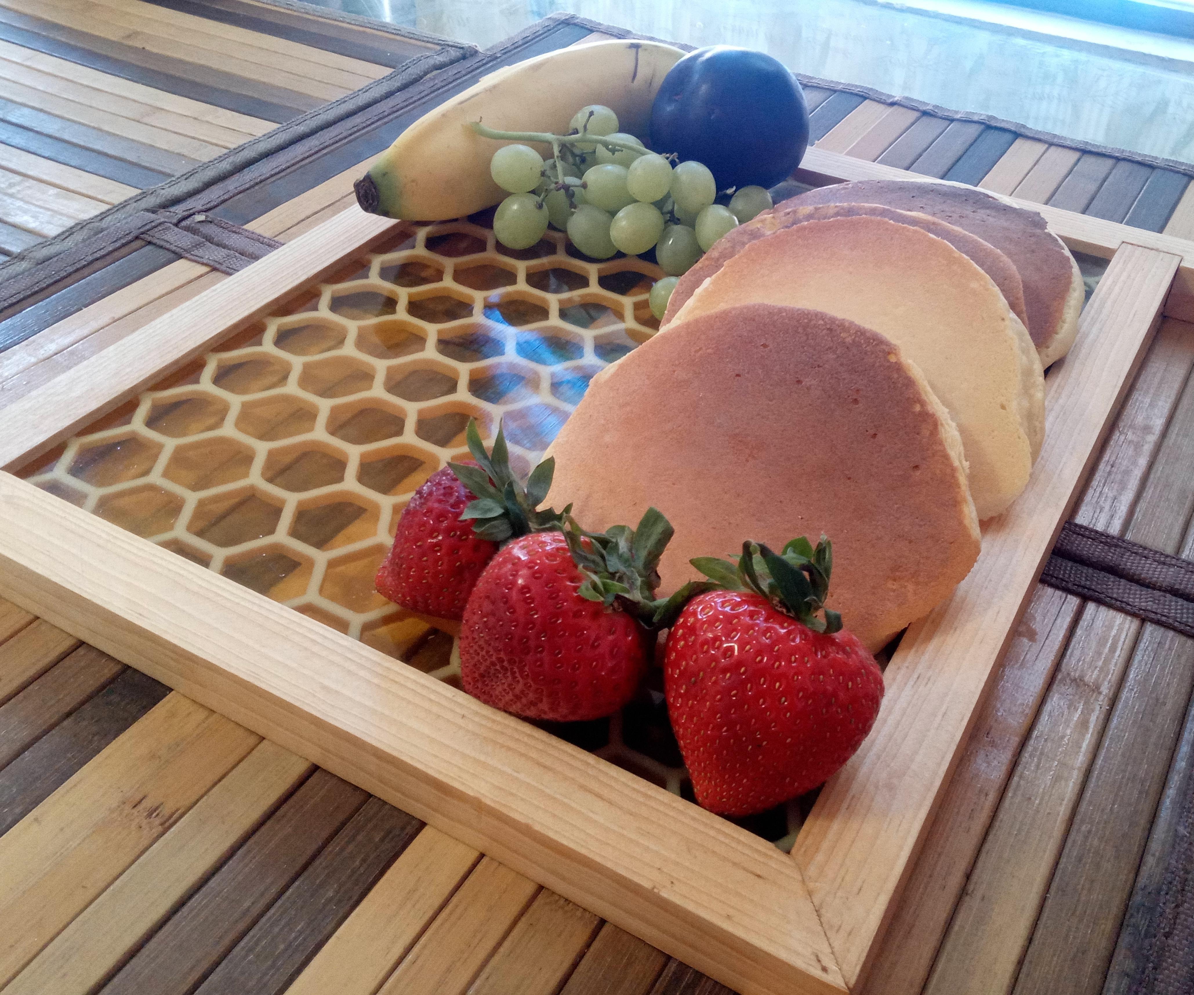 Resin Honeycomb Serving Board