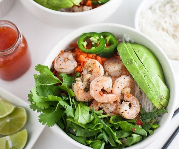 Spicy Vietnamese Salad With Garlicky Shrimp
