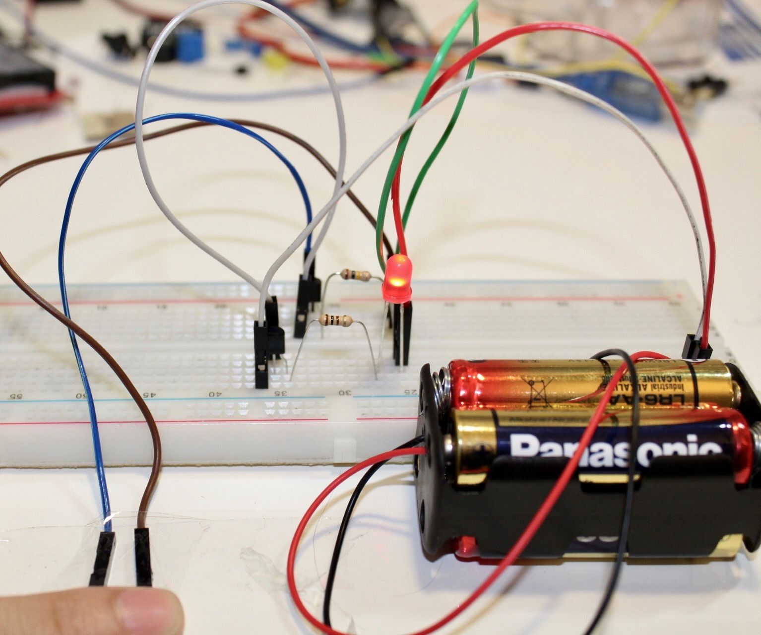 Transistor Amplified Capacitive Touch Switch