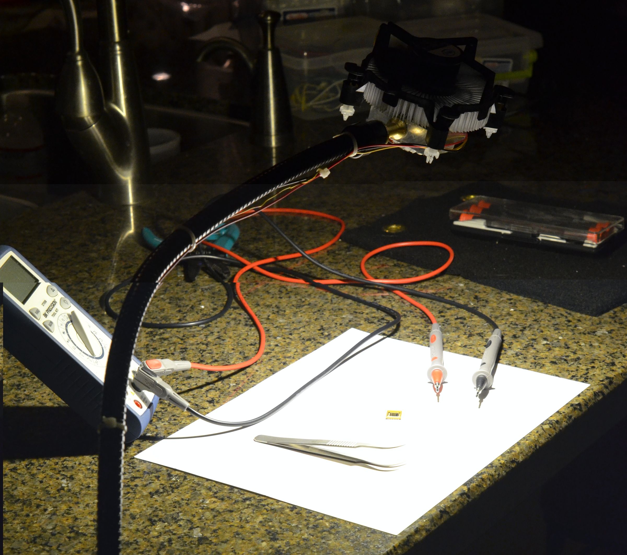 How to Make an Improbably Bright LED Task Lamp