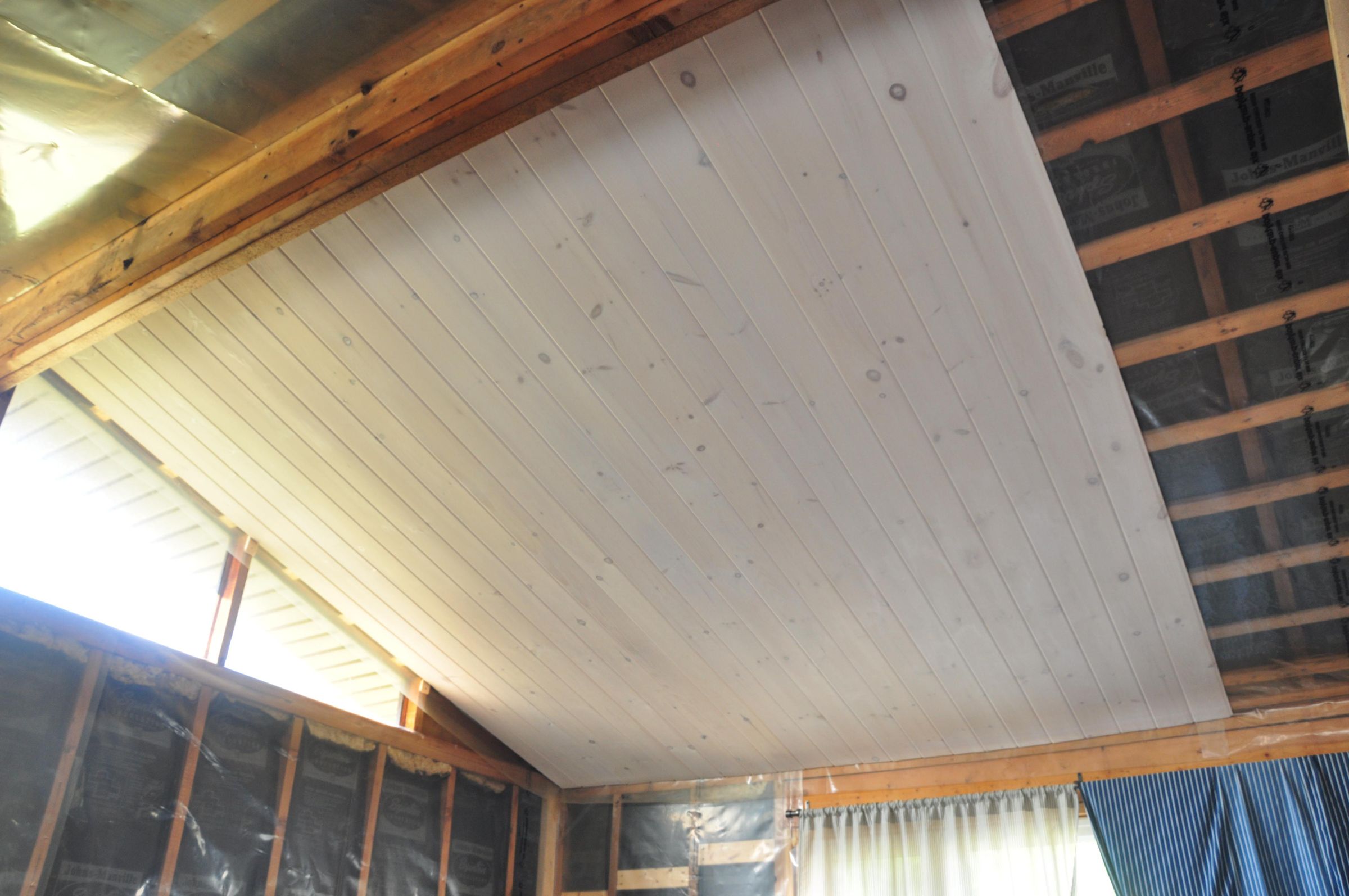 How to Paint an Imitation Whitewash 7 Steps (with Pictures