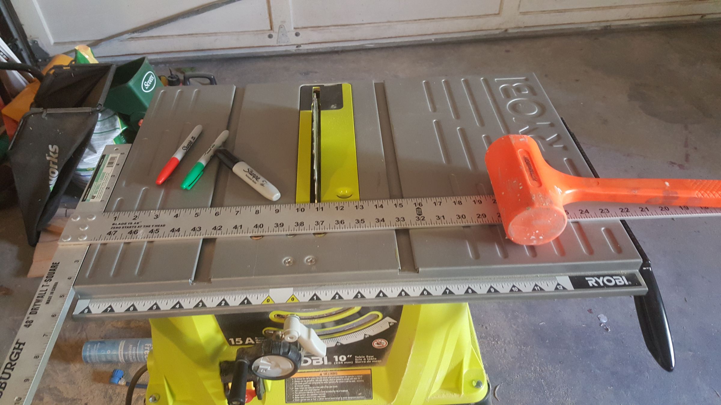 Tweaking a Cheap Table Saw, So It's Safer and More Reliable. 3 Steps Instructables