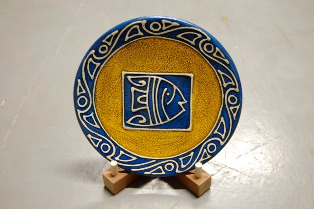 Simple Plate Display Stand