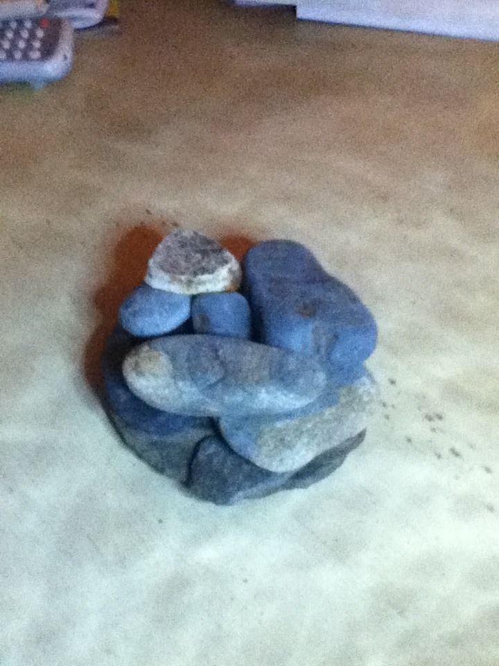 DIY natural table rock decoration/ candle holder