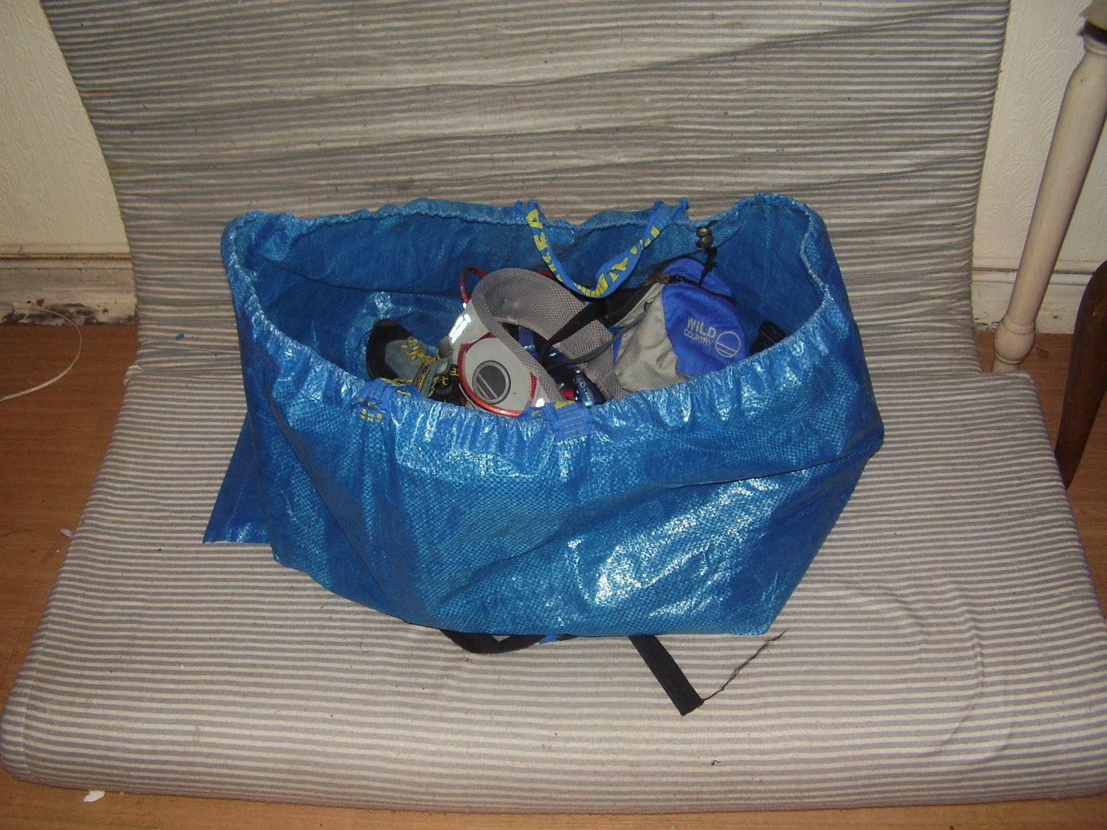 Recycled Ikeabag Backpack 4 Steps (with Pictures) Instructables