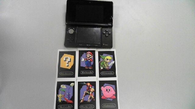 How to Do Take Cool/funny Pictures With a Nintendo 3DS and AR Cards