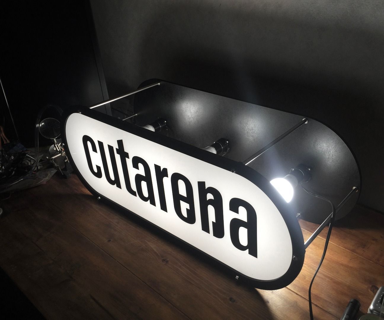 Knockdown Illuminated SIgnboard​ - 組立型内照式看板