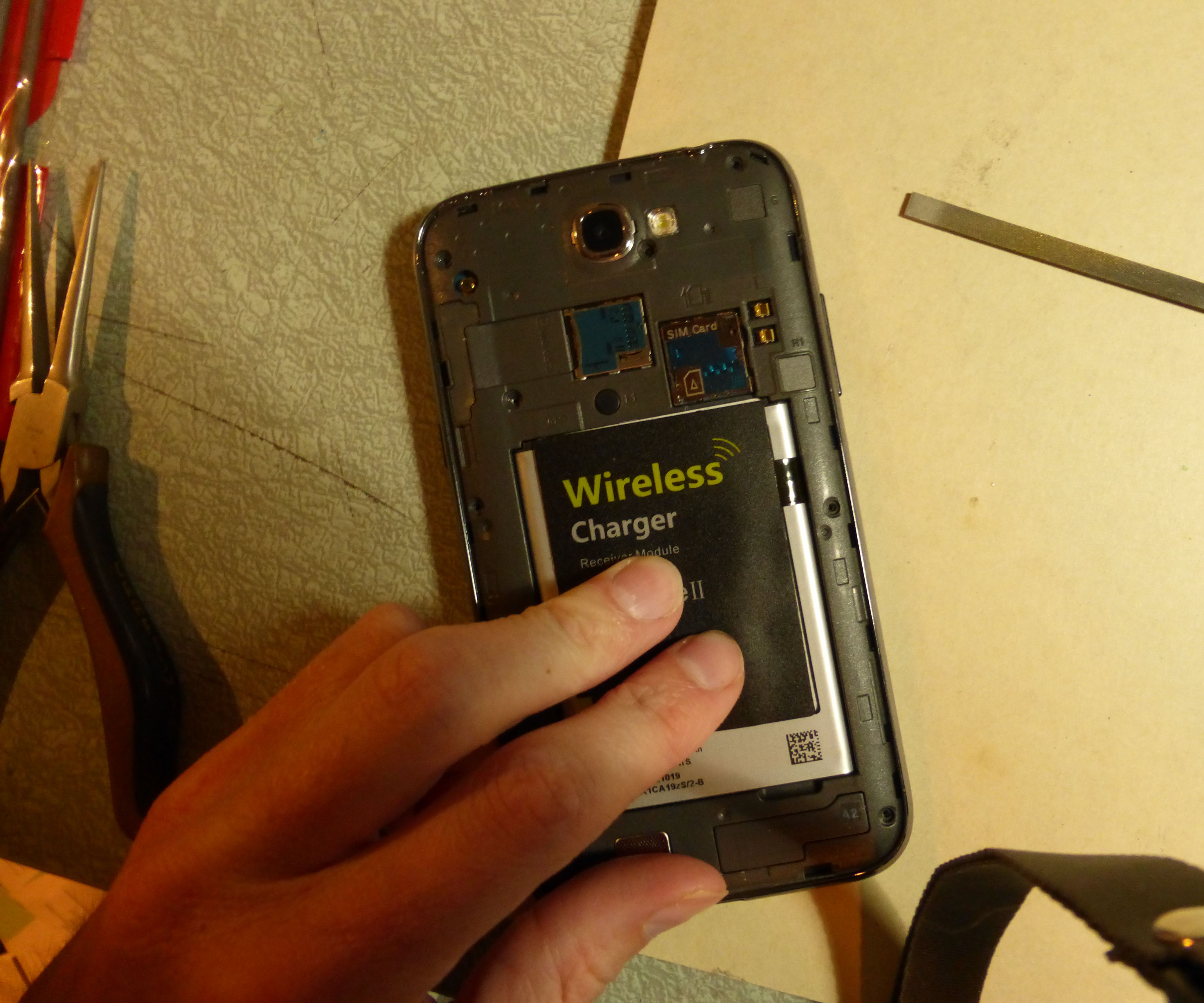 Galaxy Note 2 (Verizon / I605) Wireless Charging Mod