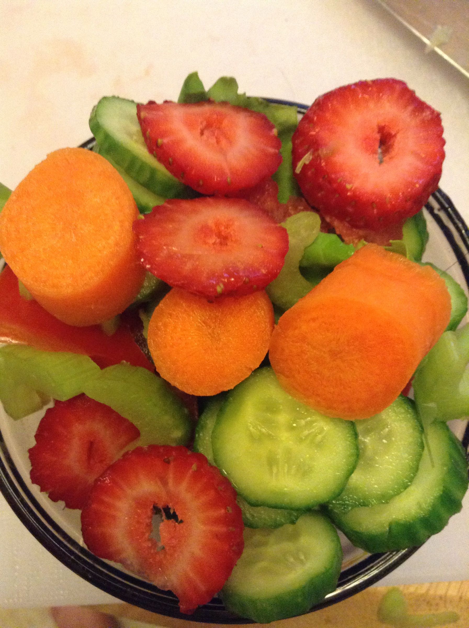 Guinea Pig Healthy Salad : 4 Steps - Instructables - Veggie Guinja Pig Salad
