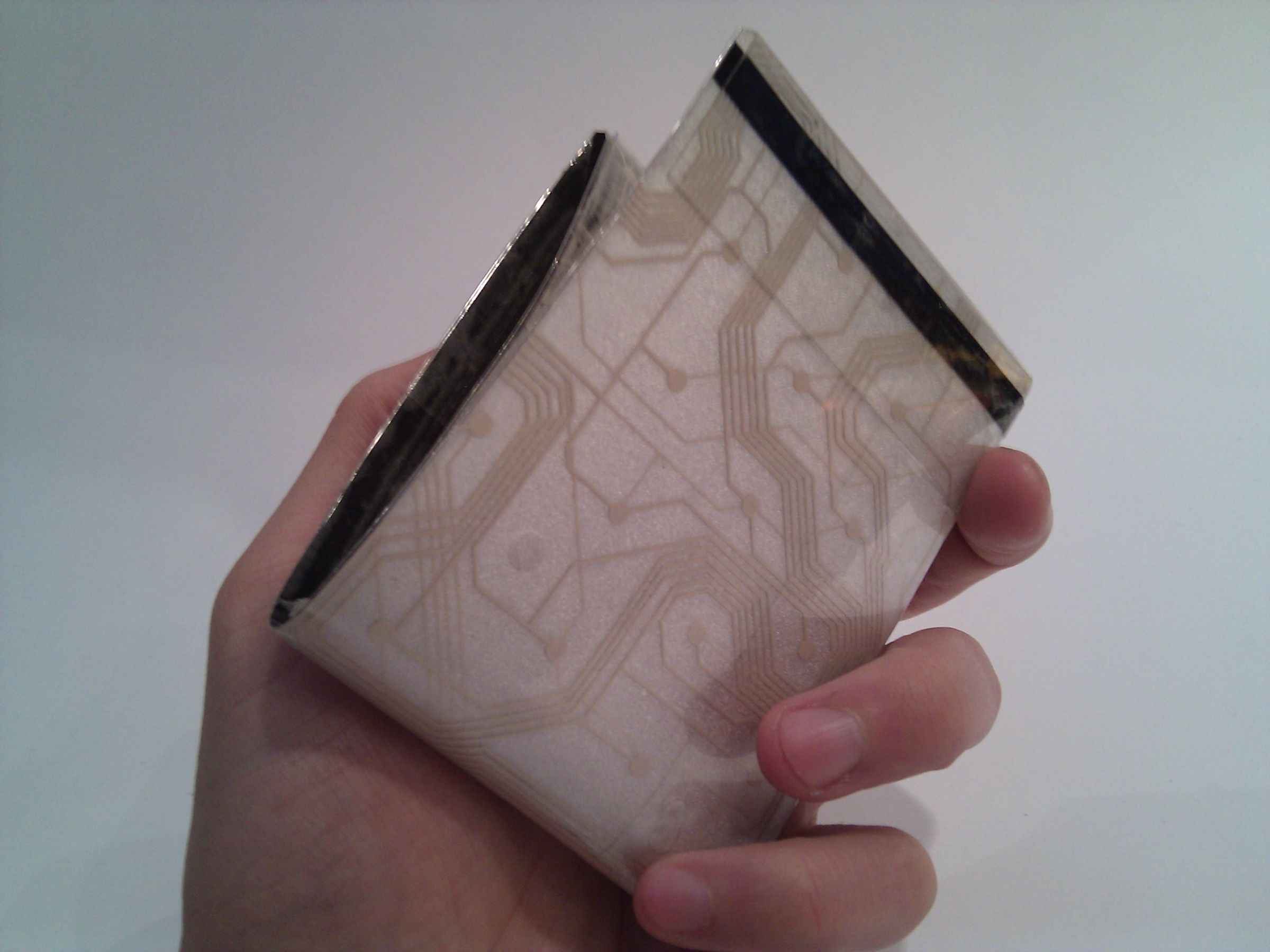 Keyboard Circuitry Wallet, Version 2 : 5 Steps (with Pictures ...