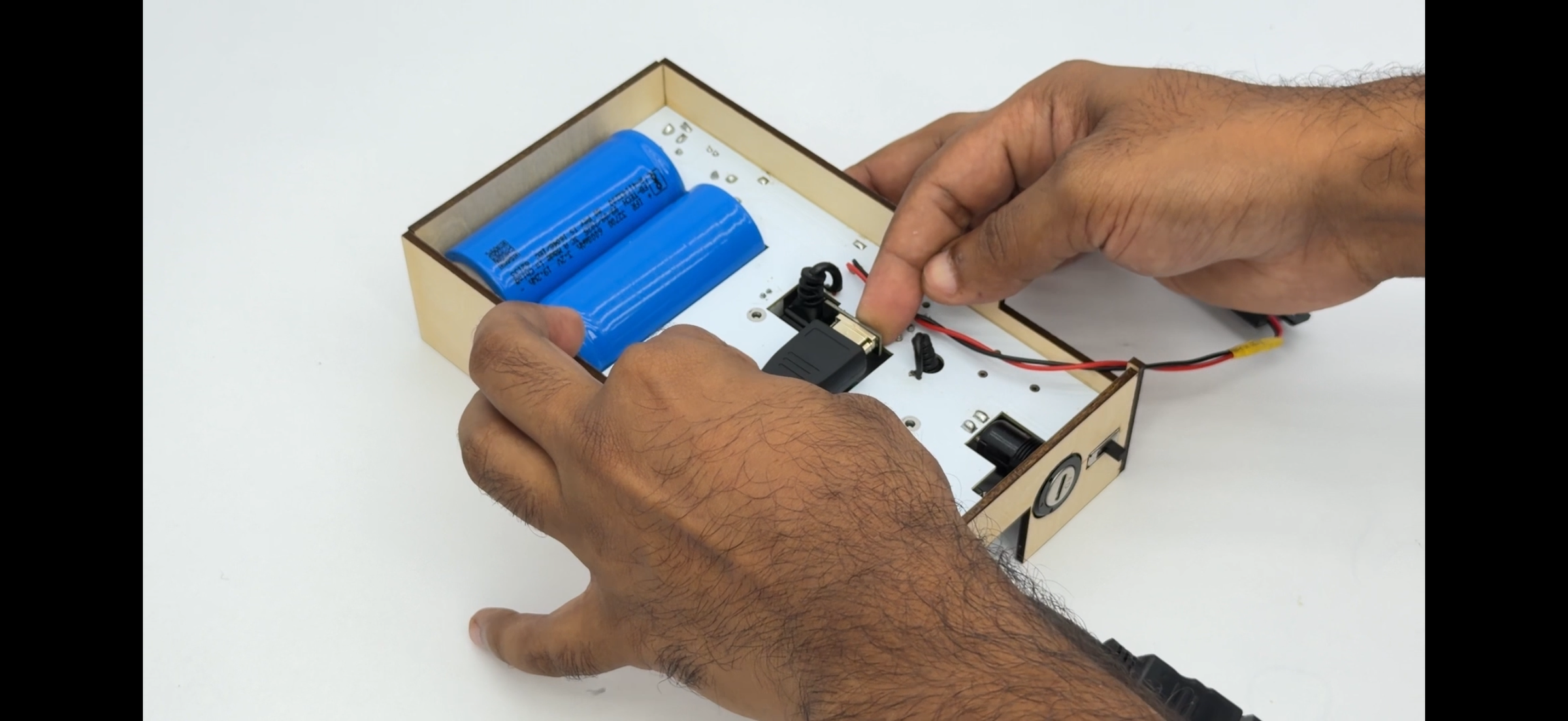 I Built a Portable Raspberry Pi Computer That Can Do Almost Everything ...
