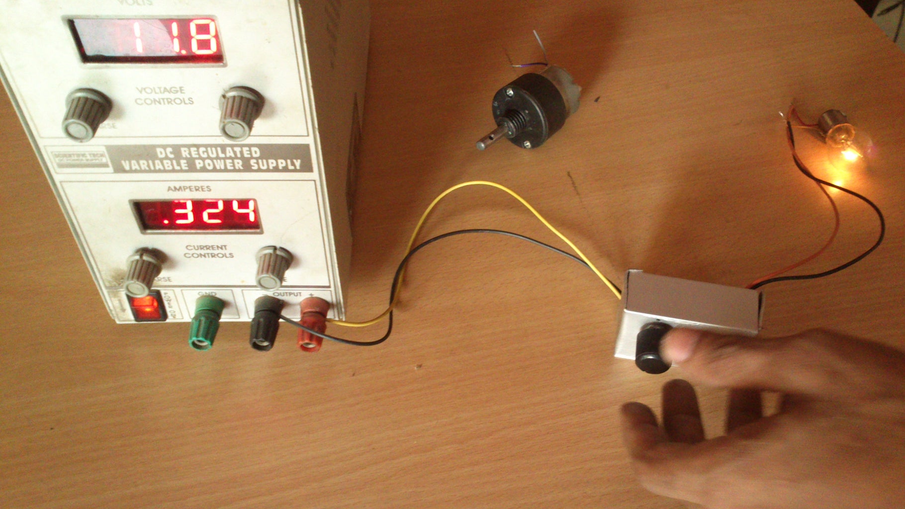 PWM Dimmer Using NE555 and MOSFET With DIY Aluminium Case 7 Steps Circuit Diagram