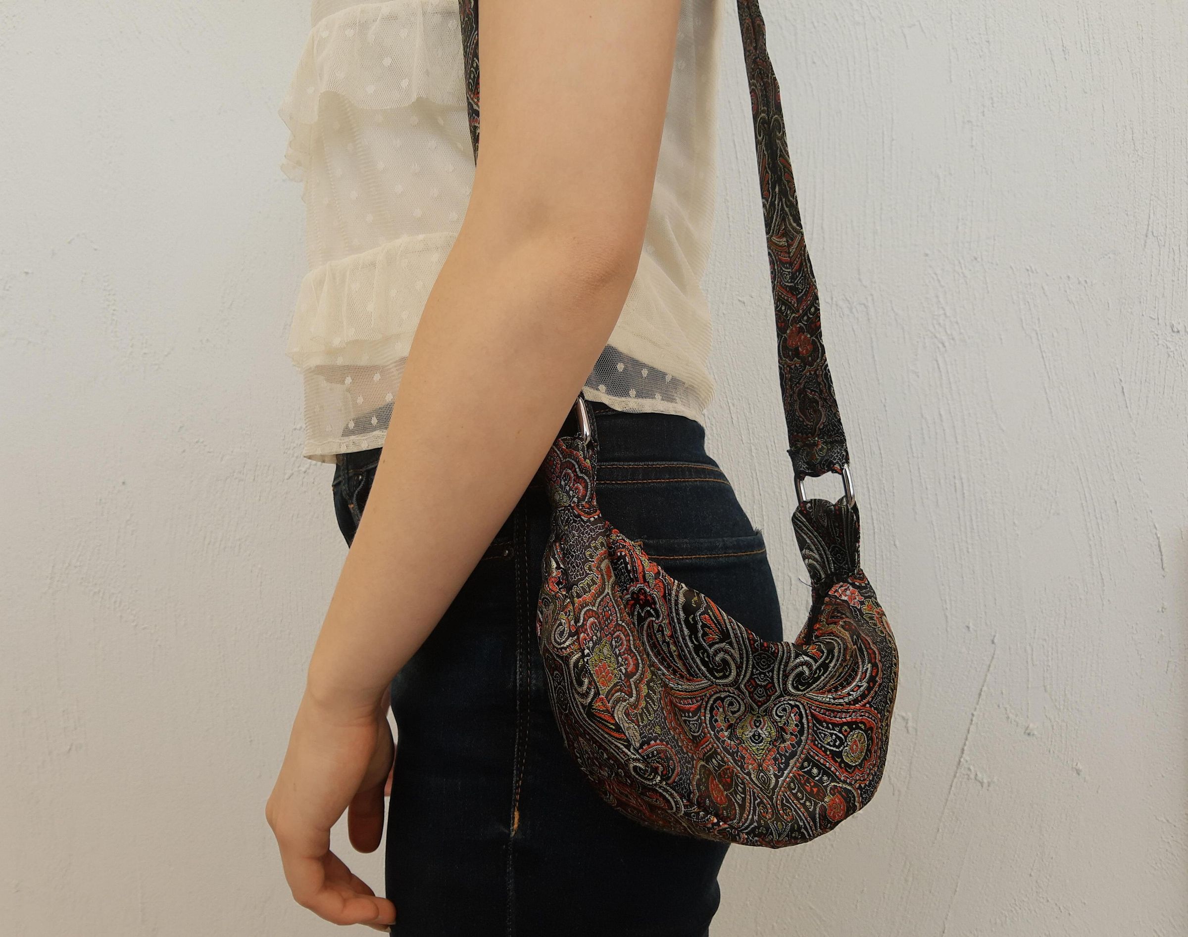 Mini-bag in Which You Can ACTUALLY Find Stuff!