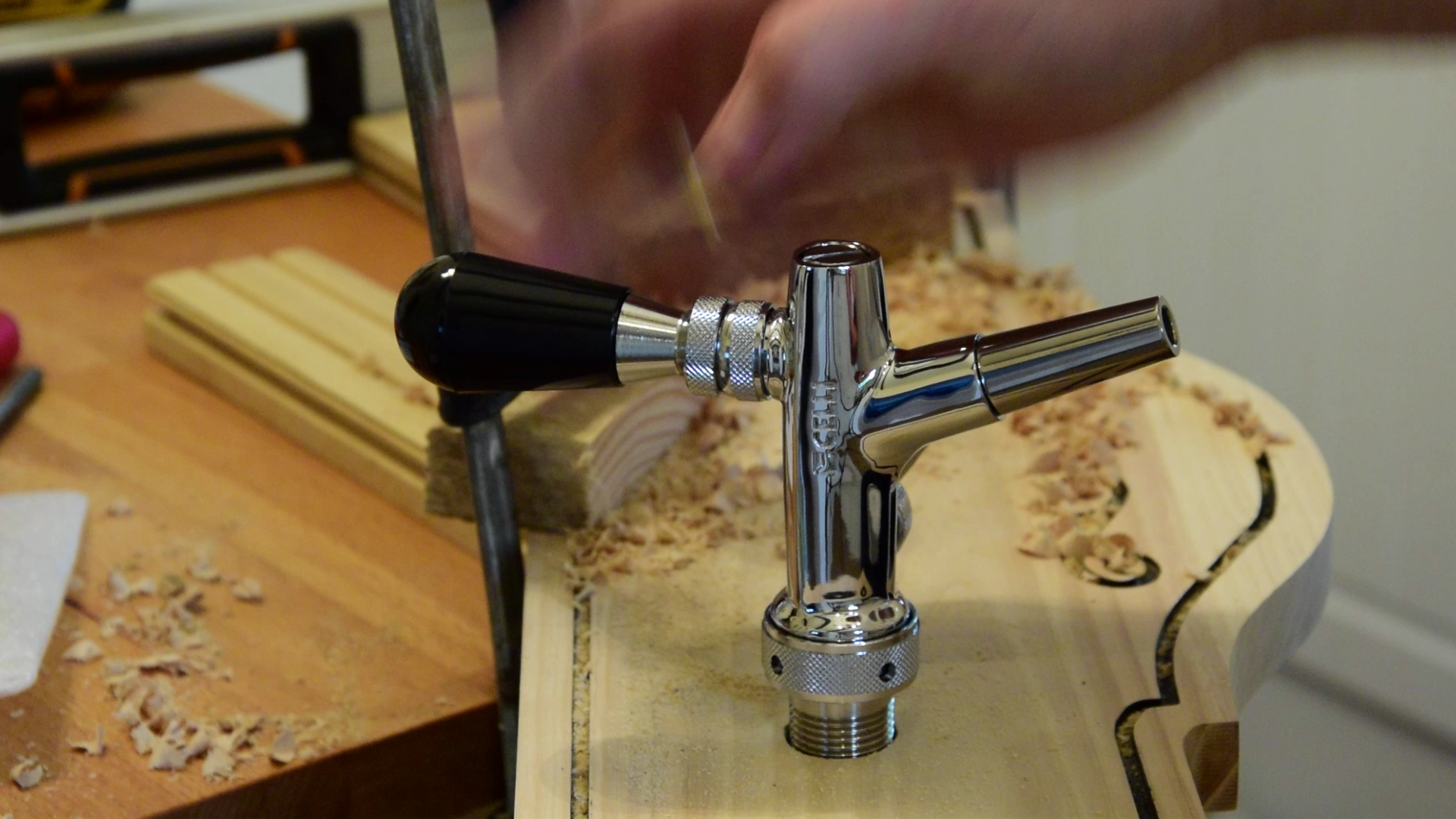 Beer Tap at Home Cool for Party and for Ordinary Days 6 Steps (with