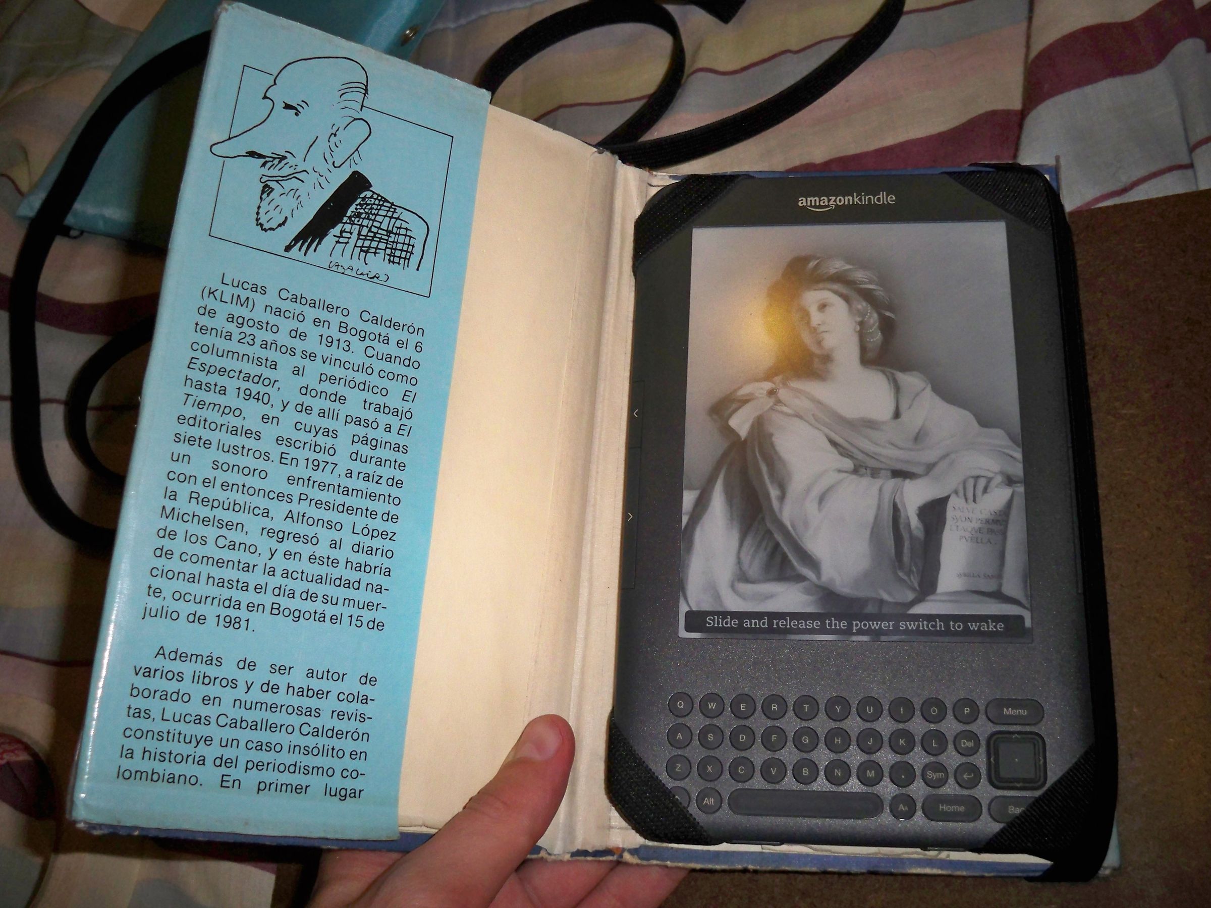 Libro Viejo Para Cubierta Del Kindle - Old Book Kindle Cover