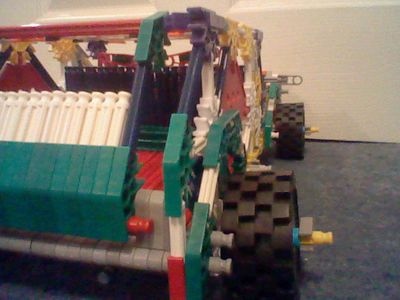 Knex Car With Large Trunk Space Crash Test.