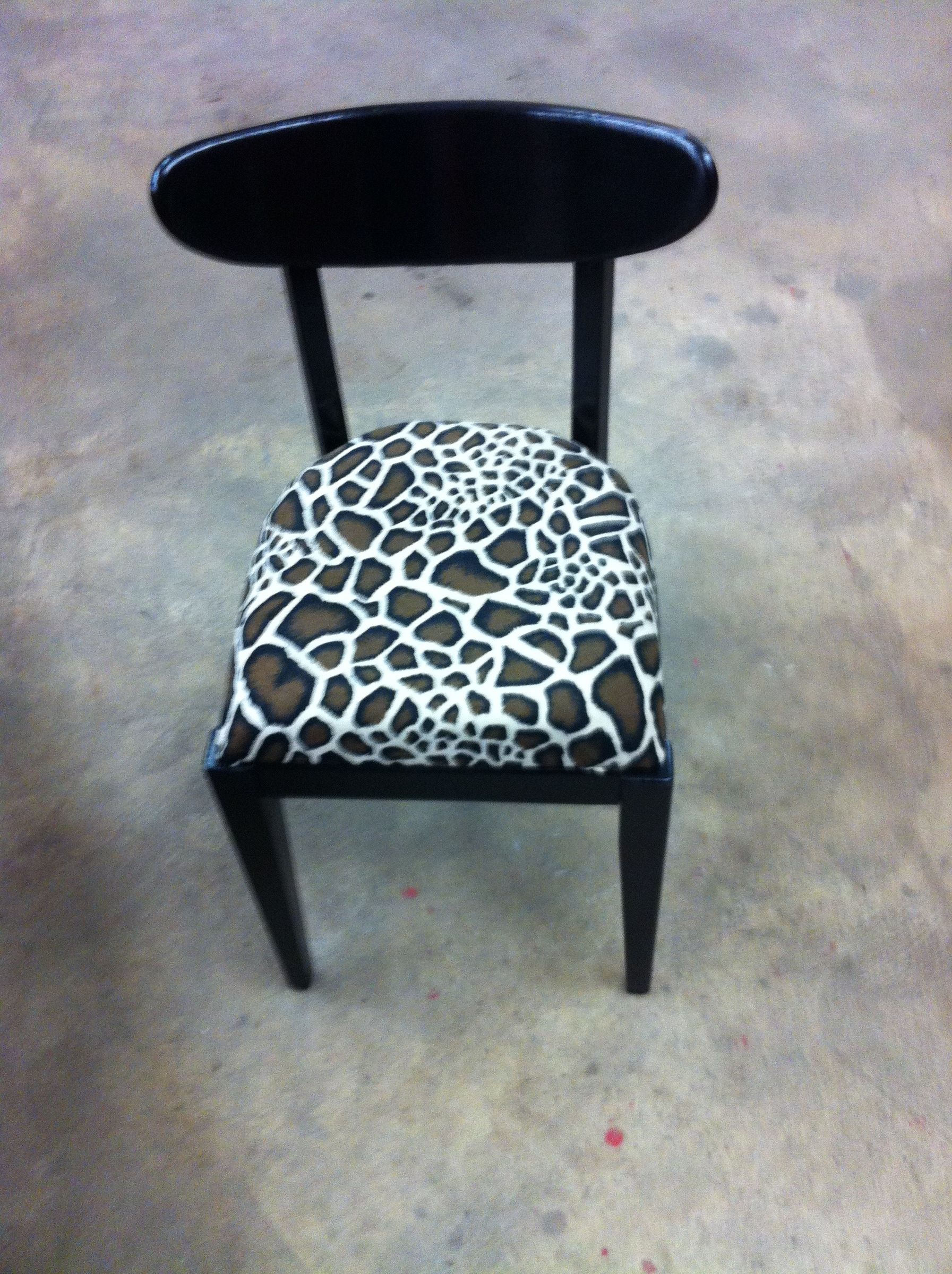 Giraffe Chair