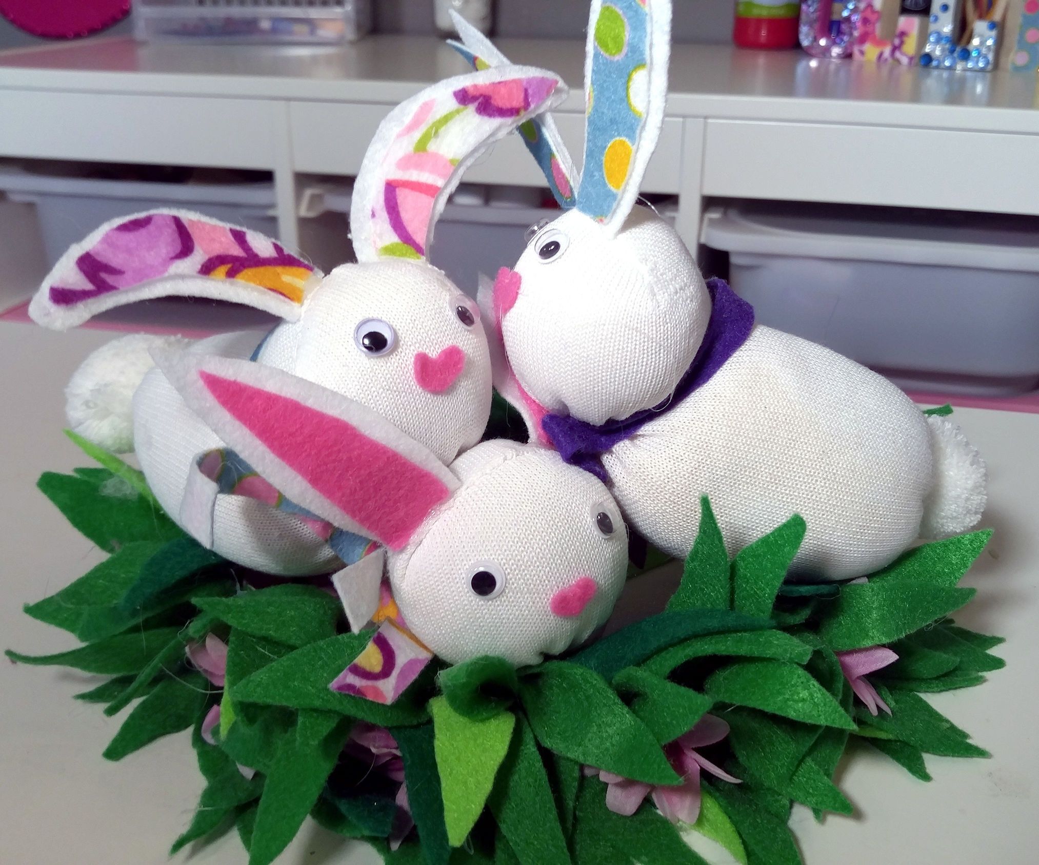 DIY No-sew Sock Bunny