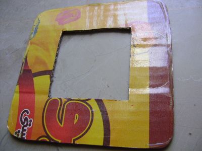 Family Fun Photo Frames From Recycled Materials : 6 Steps (with ...