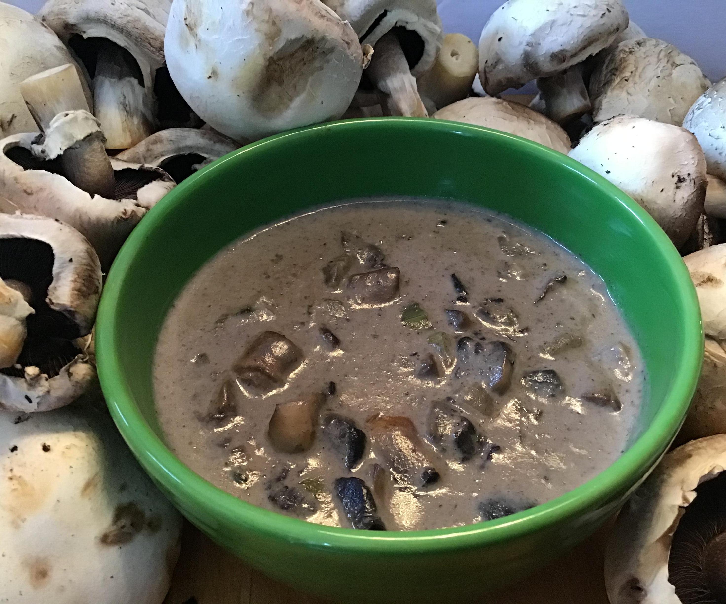 Creamy Mushroom Soup - Chunky Style 