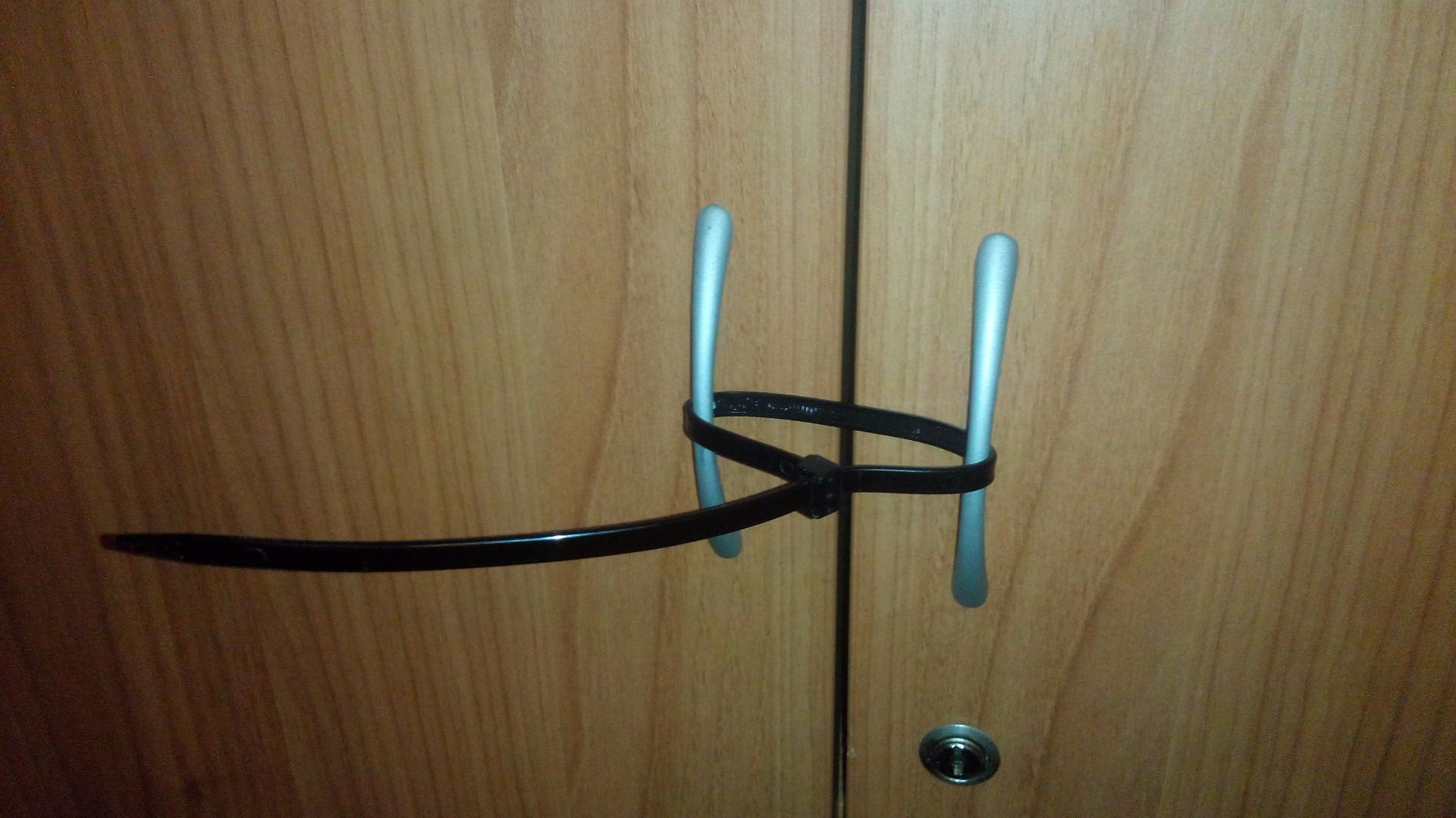 Zip Tie Easy Unlock Key (Ideal for Kid Locks) Instructables