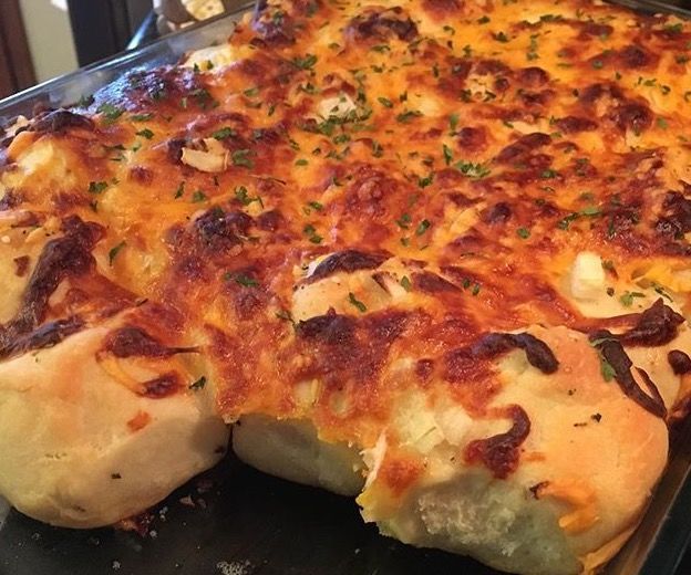 Cheesy Pull-Apart Bread