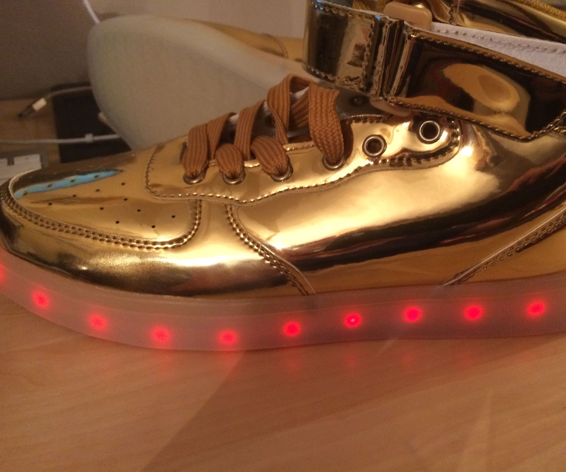 Tweet Your Shoes to Change Colour