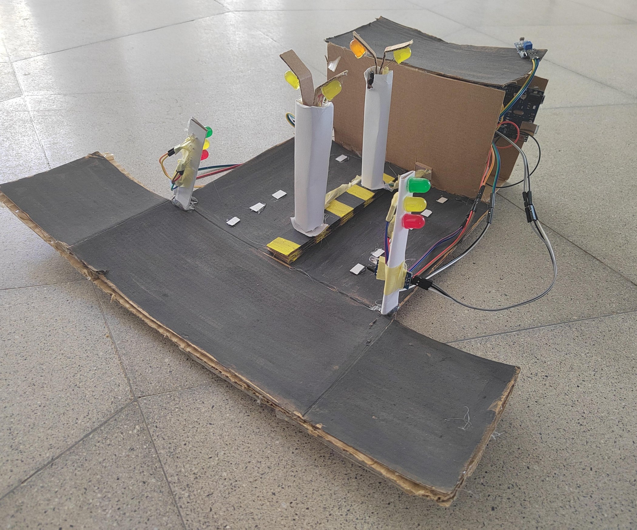 Smart Street and Traffic Light Control System Using Arduino : 4 Steps ...