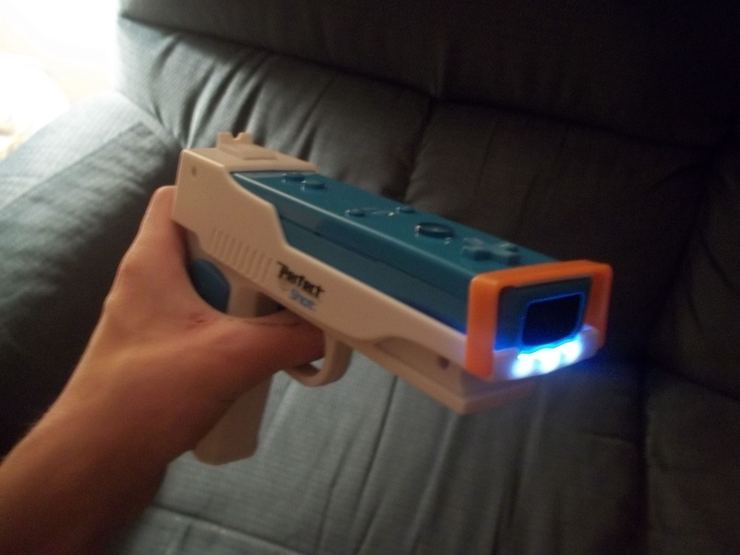 Add a Muzzle Flash to a Nyko Perfect Shot Wii Grip