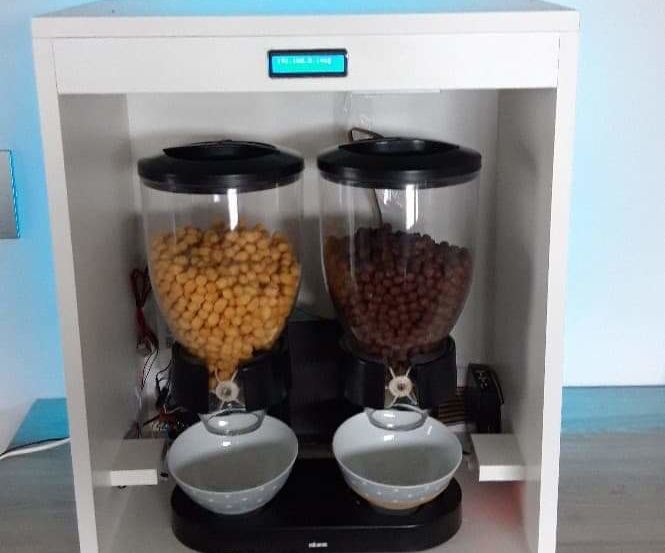 Automatic Cornflakes Dispenser (Cerematic)