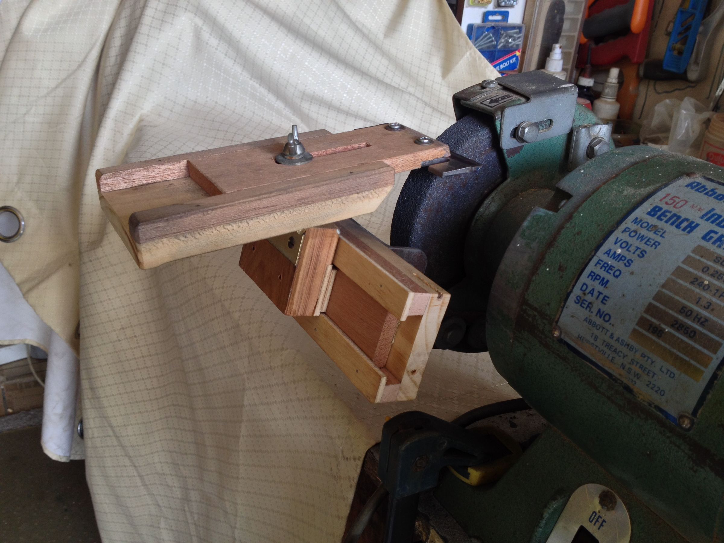 Plane Blade Regrinding Jig 7 Steps (with Pictures) Instructables