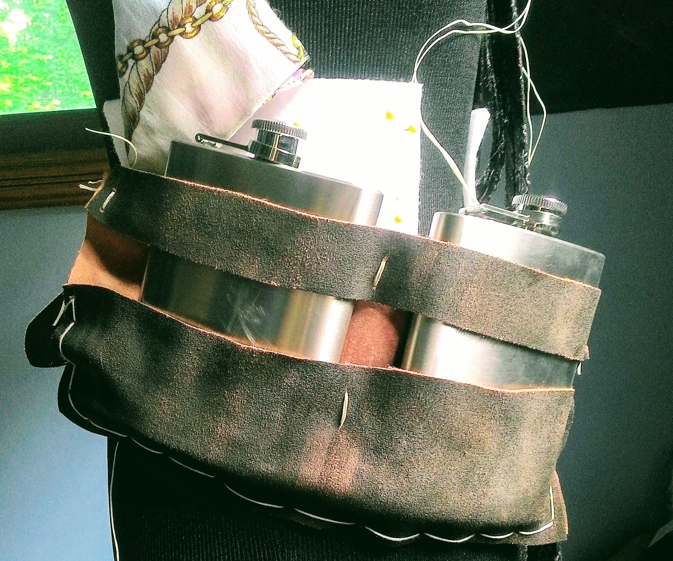 Easy Leather Flask Holder