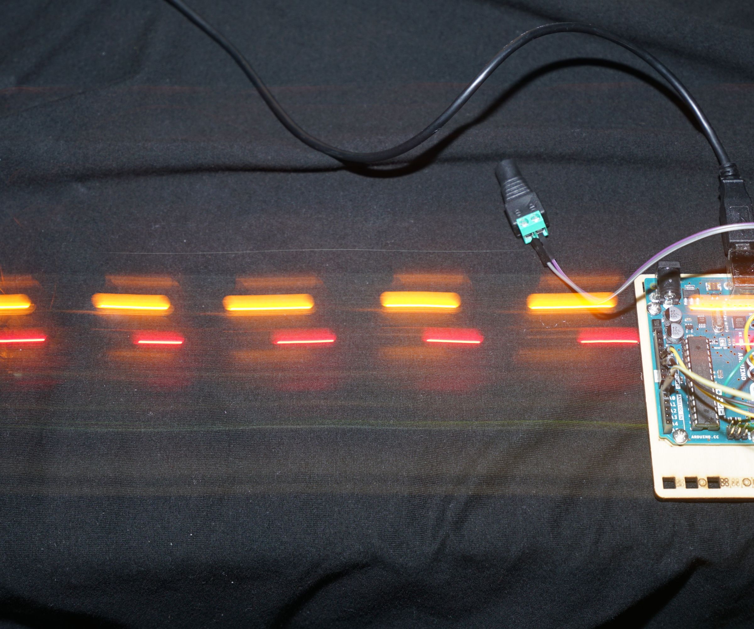 Complex-valued (quadrature) Signal Generator